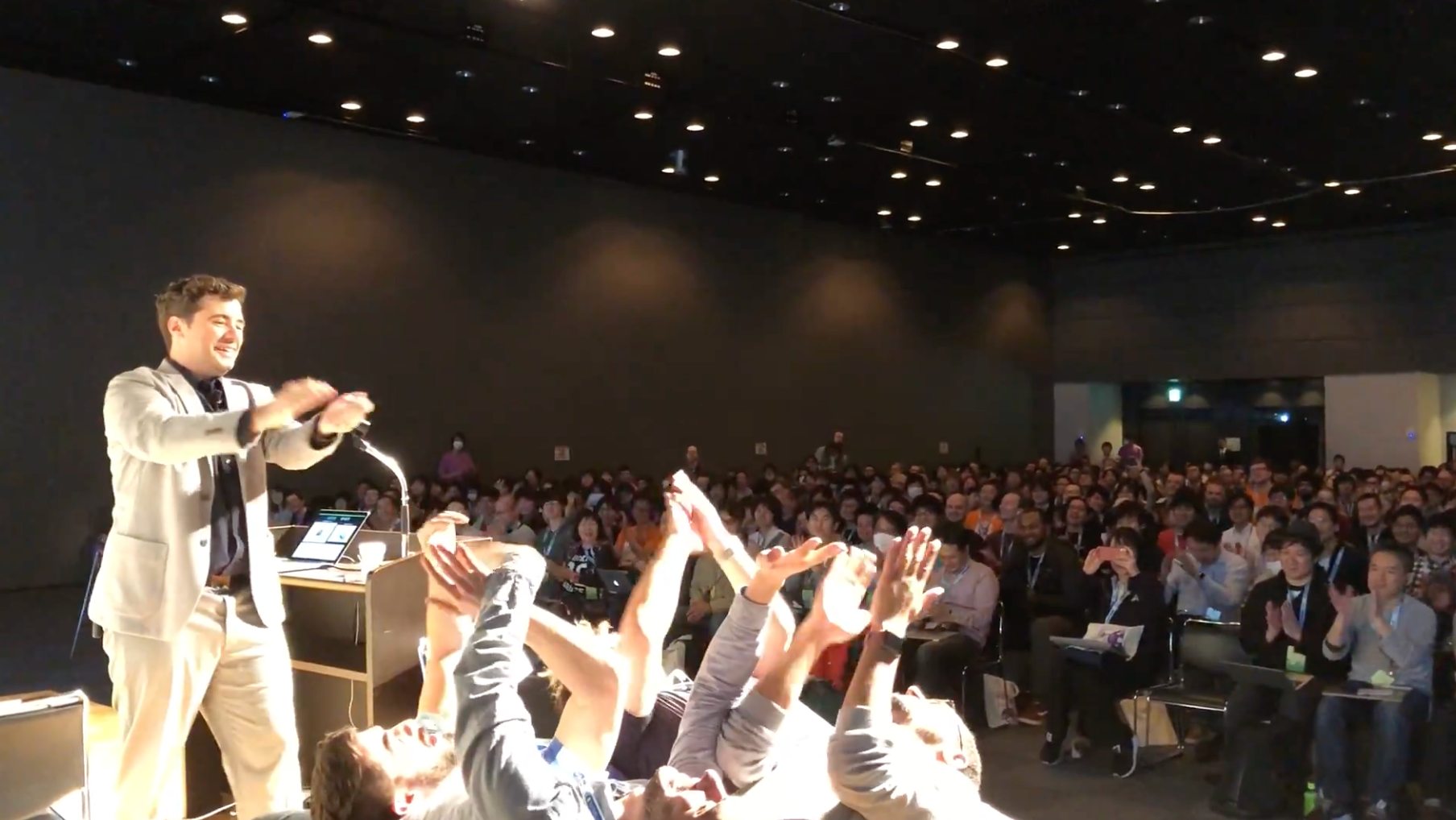 San Francisco magician Chris Britt